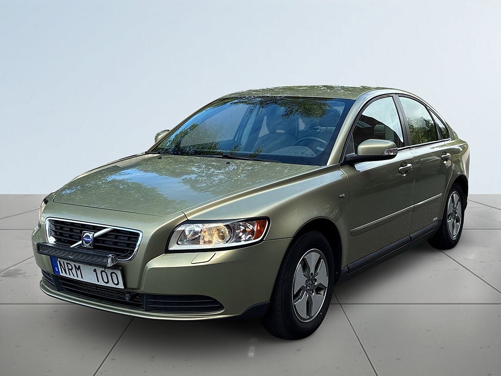 Volvo S40 1.6 D Kinetic SoV-Däck/Drag/Värmare