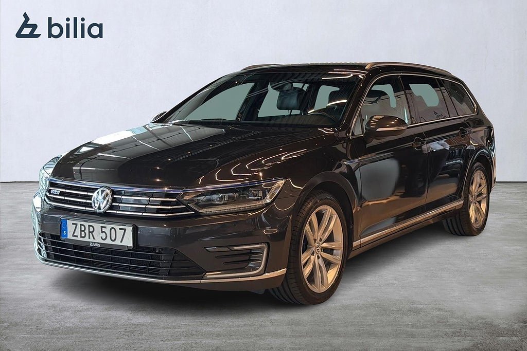 Volkswagen Passat Variant GTE 1.4 TSI Executive | Värmare | Navi | Drag