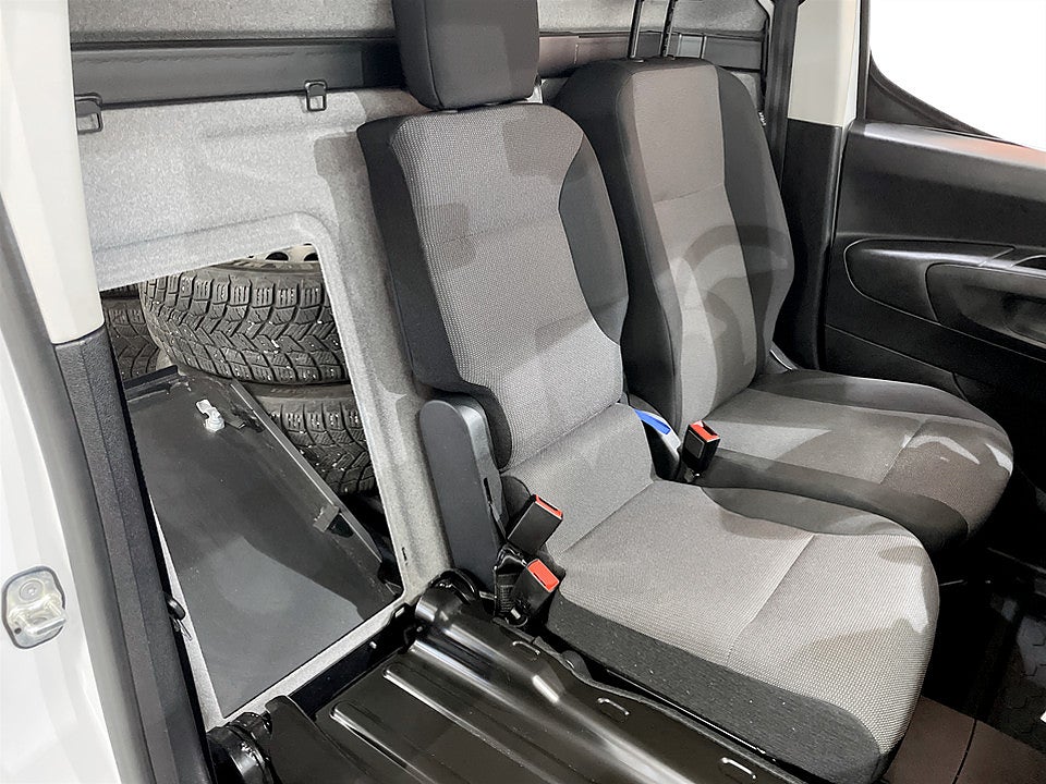 Bild på Citroën Berlingo Bus Premium 1.5 BHDi 130hk Aut L1 B-KAMERA DRAG