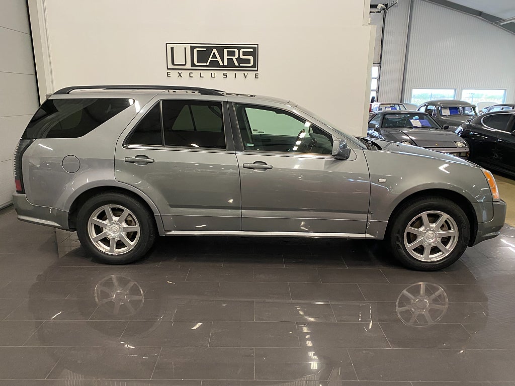 Cadillac SRX 2005 - miniatyr 3
