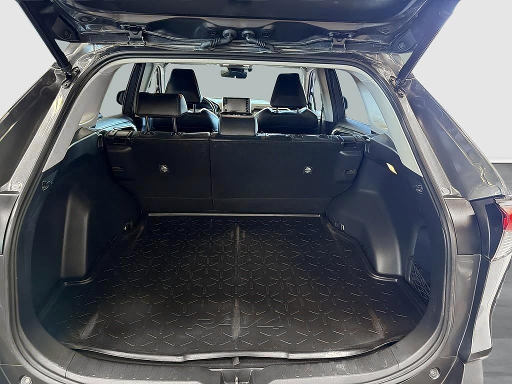 Toyota RAV4 2020 - miniatyr 10