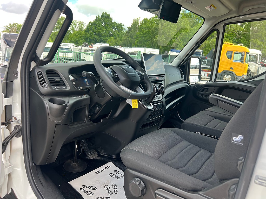 Iveco Daily 72C14G A8 CNG Skåpbil med Z-Lift