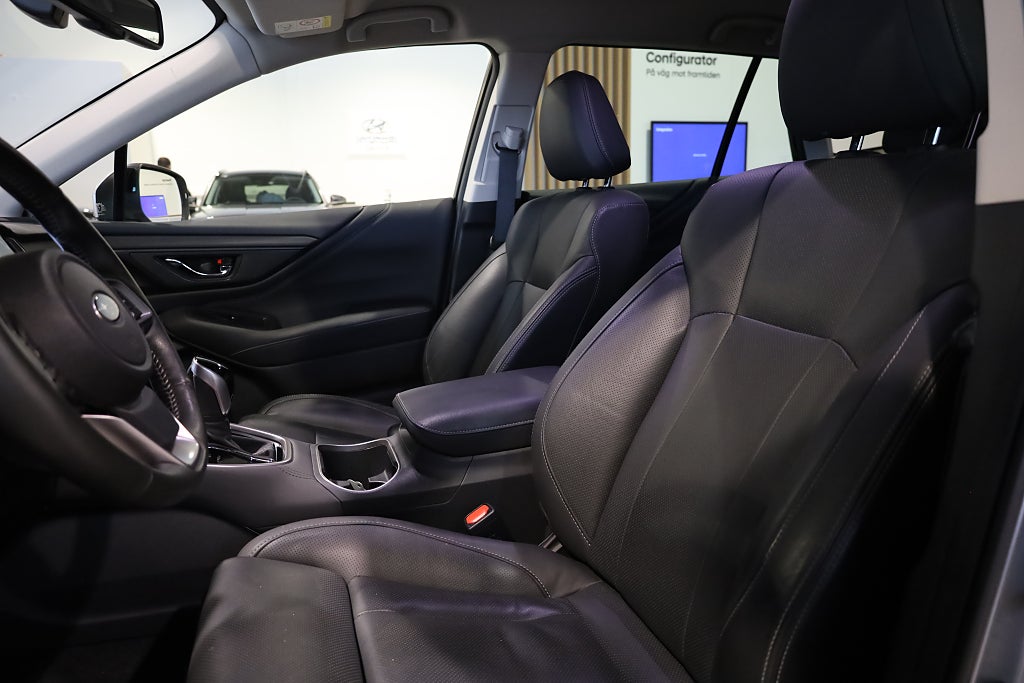 Subaru Outback 2,5 169hk XFuel Limited AWD Aut Navi Kamera Läder Drag