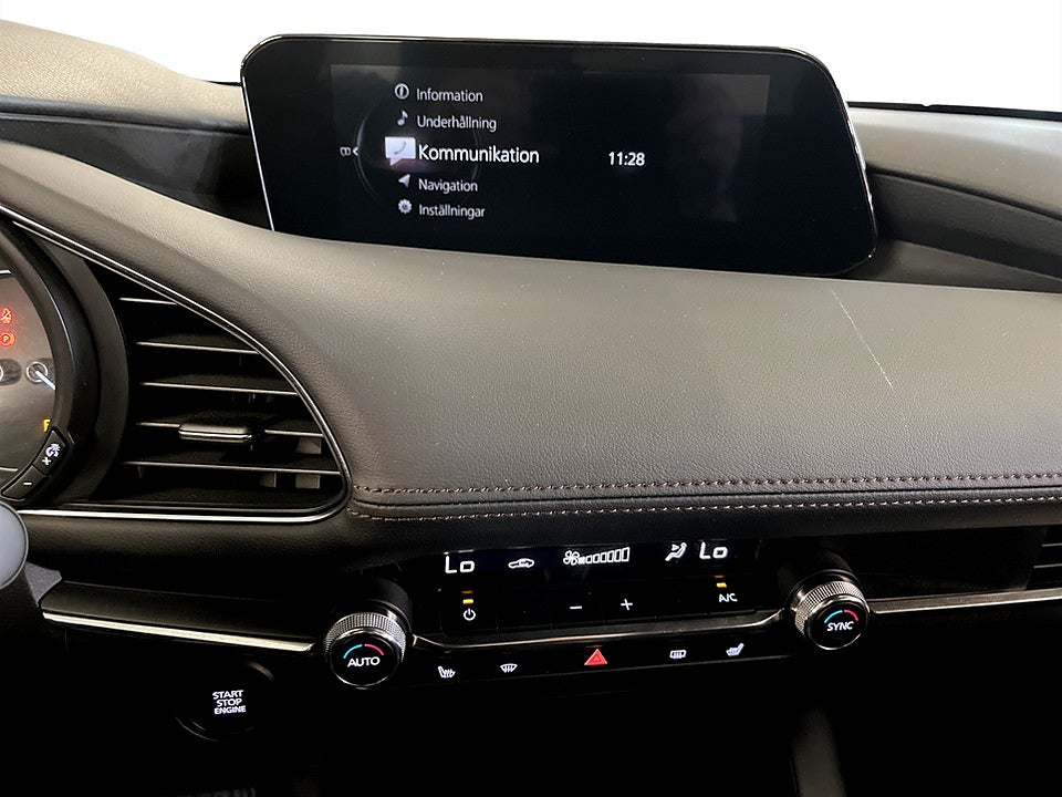 Bild på Mazda 3 2.0 SKYACTIV-G M 150hk Aut B-KAMERA NAVI