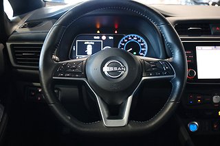 Halvkombi Nissan Leaf 13 av 23
