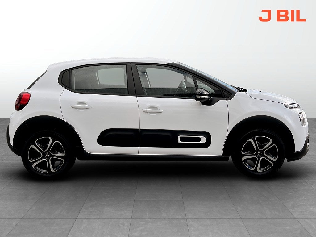 Bild på Citroën C3 Feel 1.2 PT 82hk - CARPLAY, BACKSENSORER