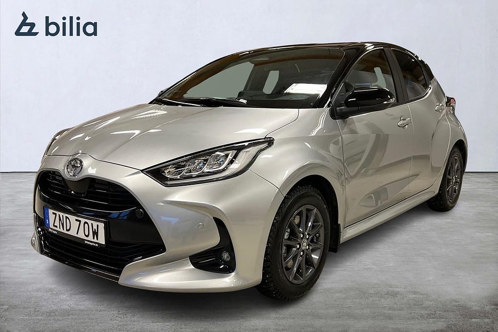 Toyota Yaris 1,5 HYBRID 130 5D STYLE BI-TONE JBL VINTERHJ...