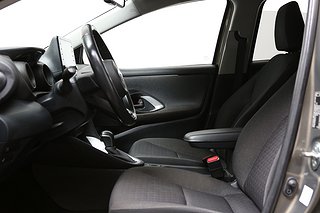 Halvkombi Toyota Yaris 10 av 22