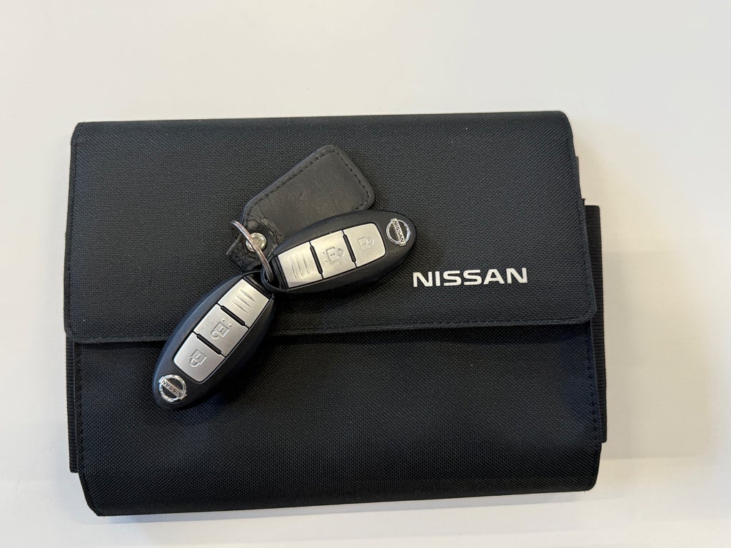 Nissan Qashqai 1.6 DIG-T Tekna Panorama 360* kamera drag 1 Ägare - miniatyr 26