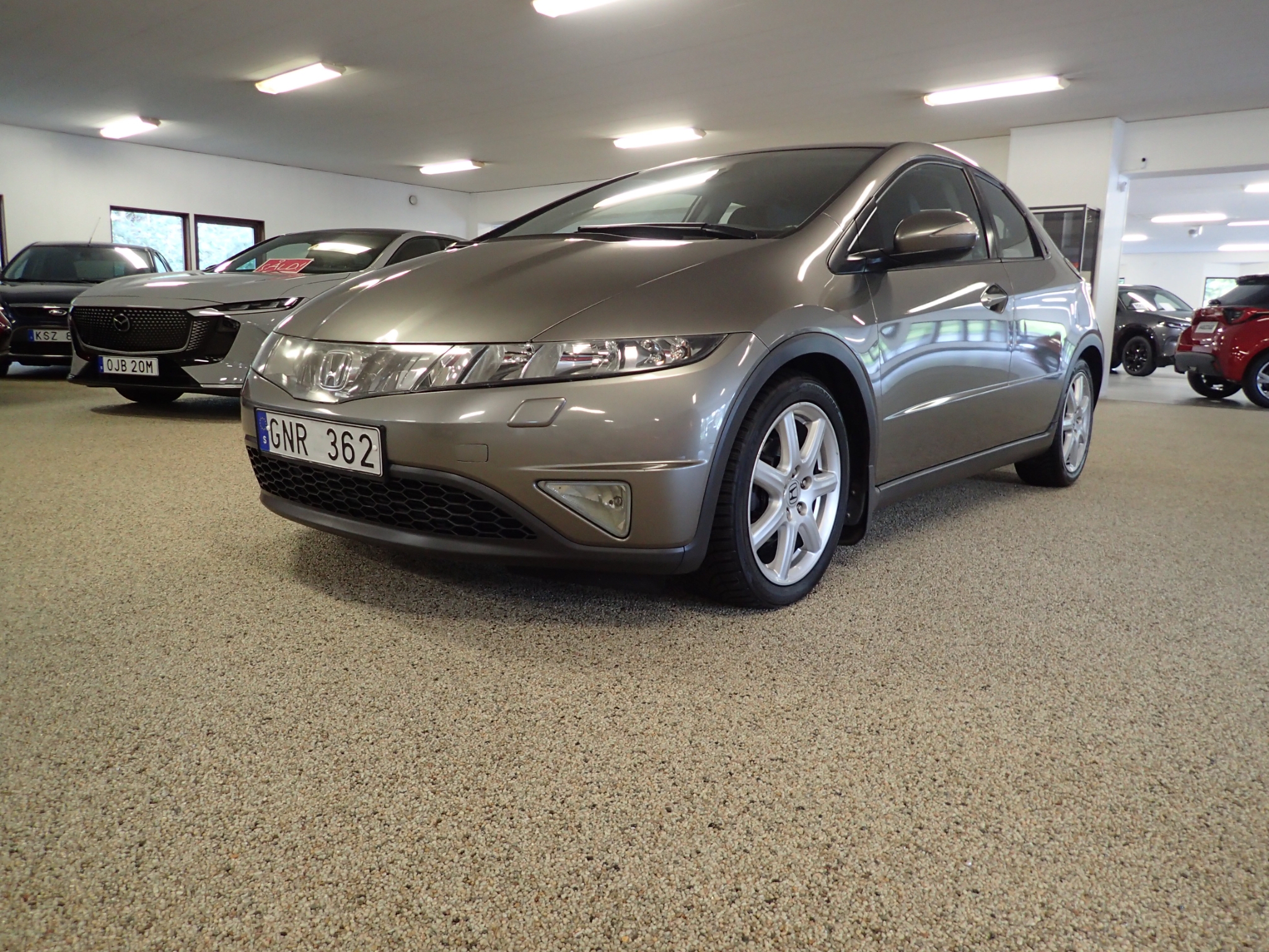 Honda Civic 1.8 i-VTEC 140 hk Sport 5d 2008, bild 2/10