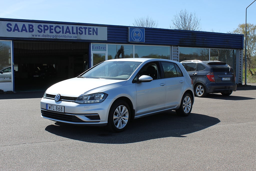 Volkswagen Golf 1.0 TSI Automat