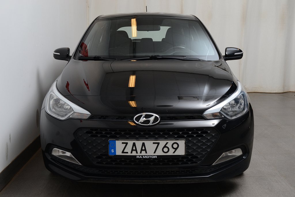 Hyundai i20 1,2 Move 5D Bluetooh Nyservad 2018