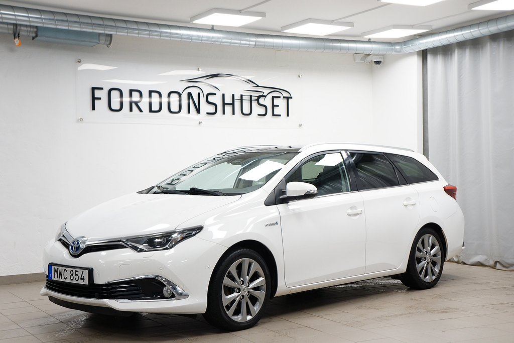 Toyota Auris TOURING SPORTS HYBRID e-CVT | EXECUTIVE