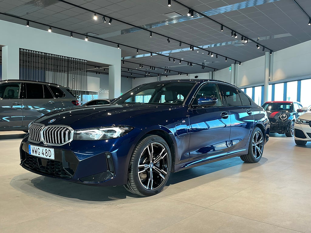 BMW 330e xDrive Sedan M Sport Adapt Farth Rattvärme Drag