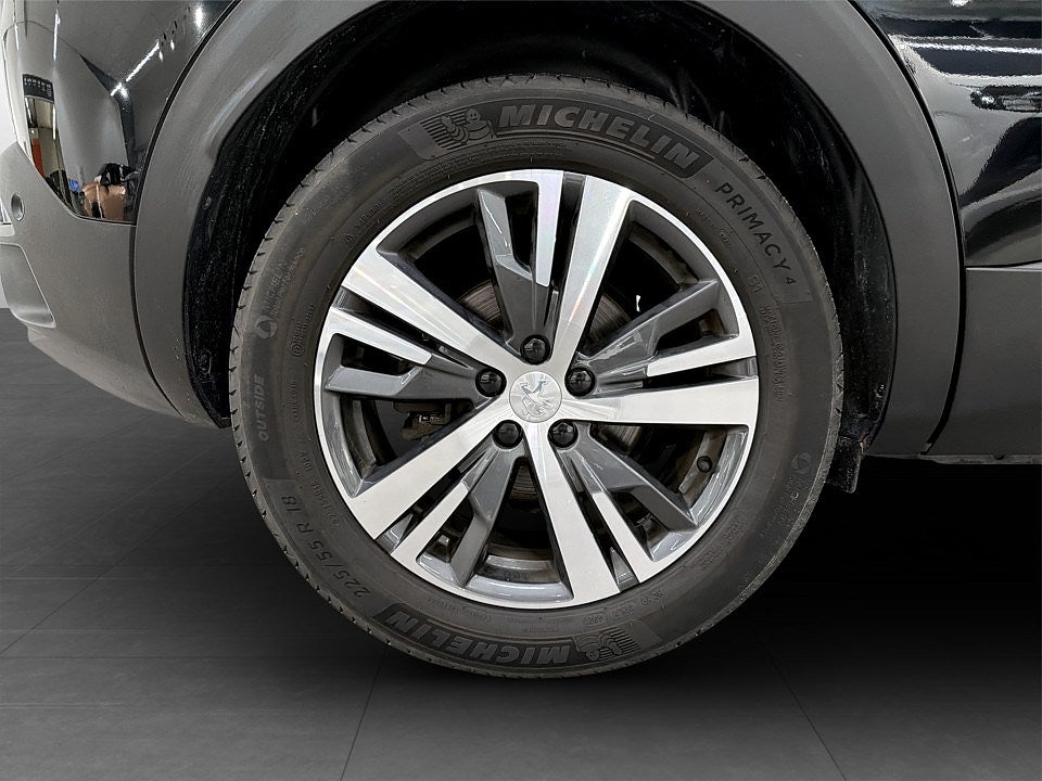 Bild på Peugeot 3008 Allure 1.2 PT 130hk Aut - DRAG, B-KAMERA