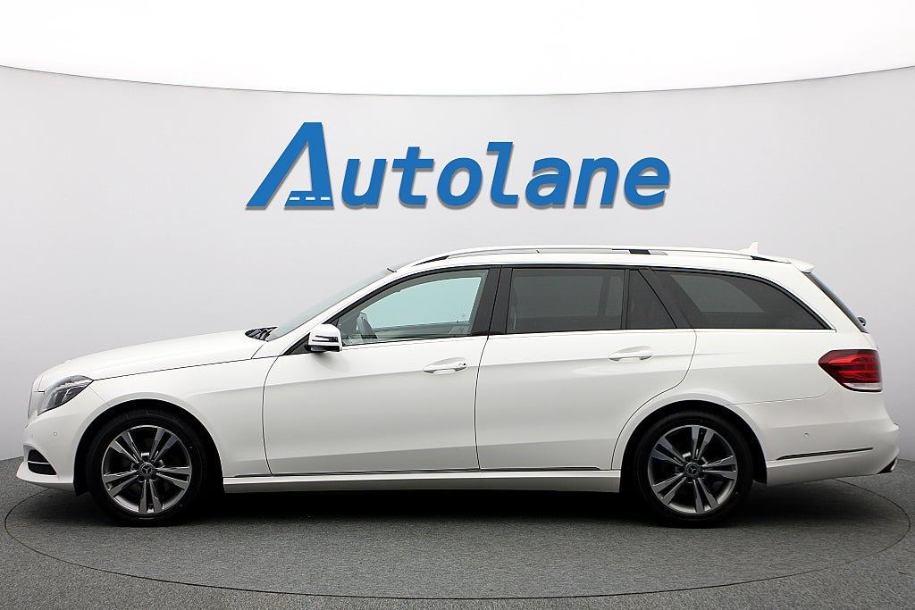 Mercedes-Benz E 220 T BlueTEC 4MATIC 7G Pano,H/K,Värmare,Kamera,Drag