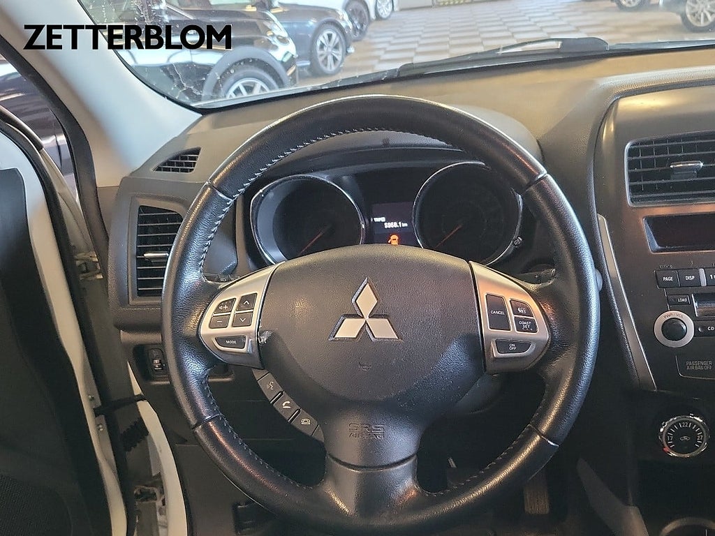 Kombi Mitsubishi ASX 12 av 13