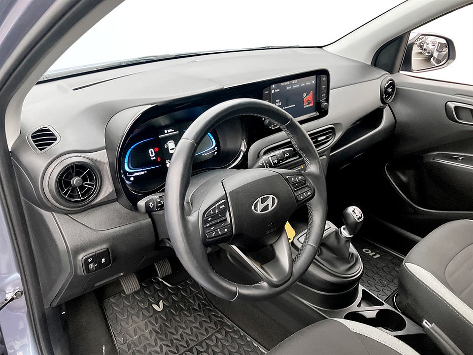 Bild på Hyundai i10 Essential 1.0 blue 67hk CARPLAY RATTVÄRME