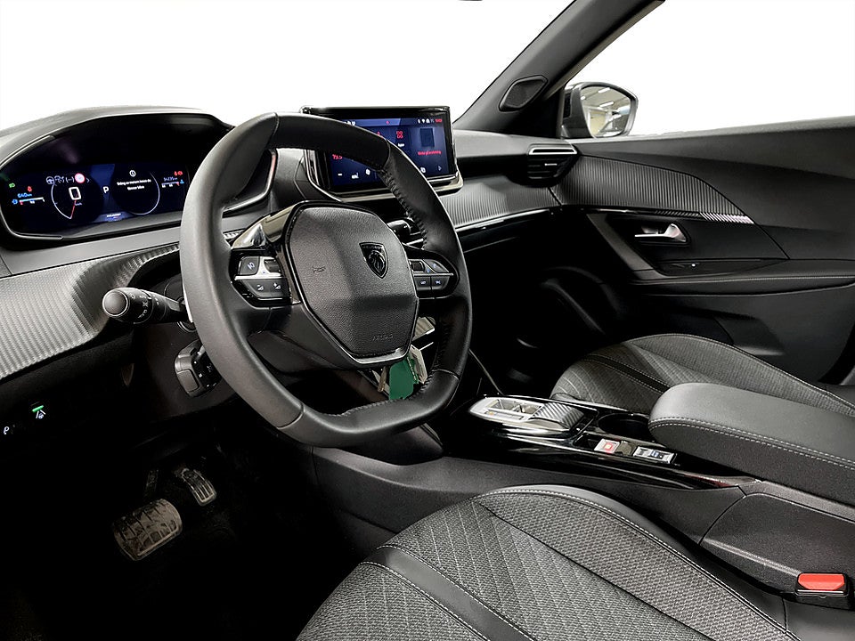 Bild på Peugeot 2008 Allure 1.2 PT 130hk Aut B-KAMERA CARPLAY