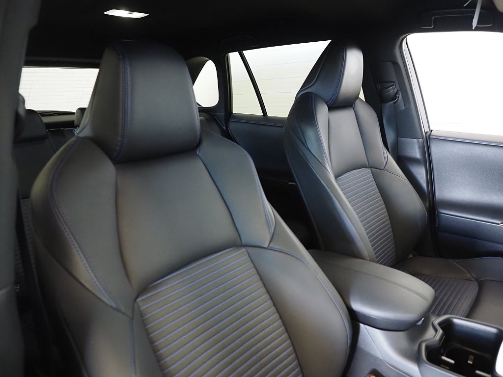 Toyota RAV4 Hybrid AWD-i E-CVT Style Kamera Dragkrok 2022