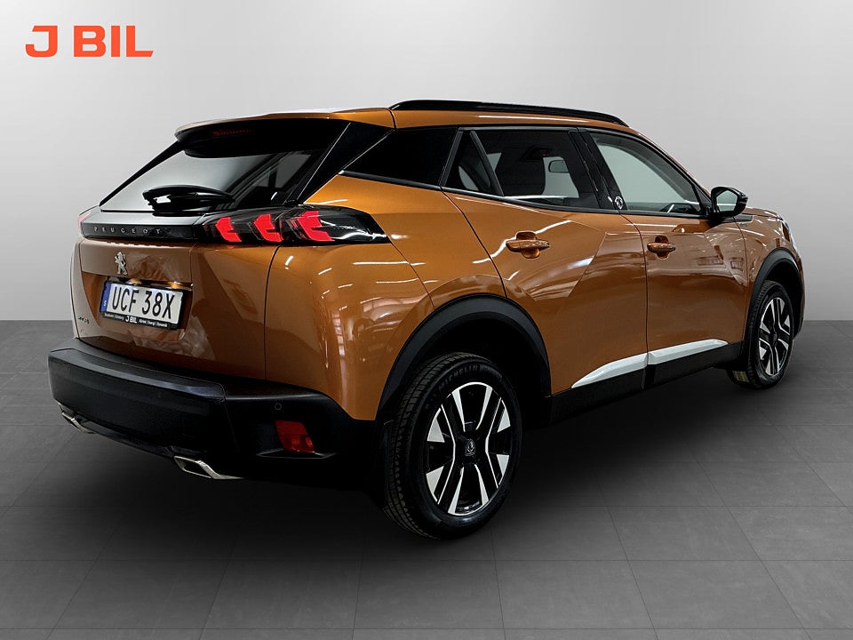 Bild på Peugeot 2008 Allure Pack 1.2 PT 130hk Aut B-KAMERA CARPLAY