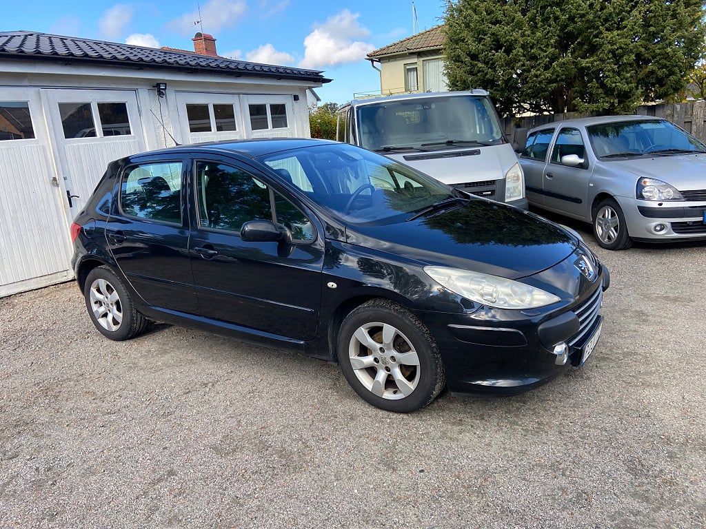 Peugeot 307 5-dörrar 2.0 nybes byte/avbet 