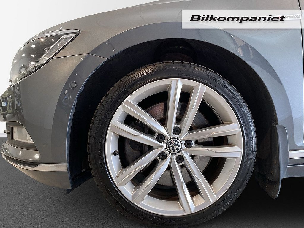 Volkswagen Passat Sportscombi 2.0 TDI DPF SCR BMT 4Motion DSG Sekventiell, 240hk, 2016