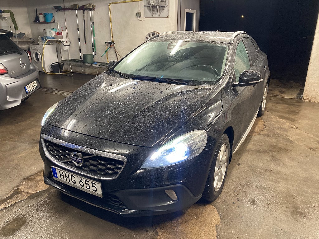 Volvo V40 Cross Country D2 Momentum 