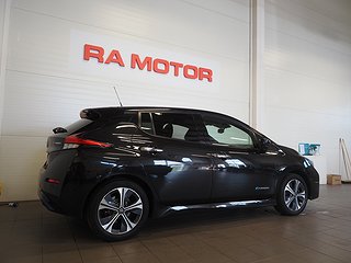 Halvkombi Nissan Leaf 5 av 22