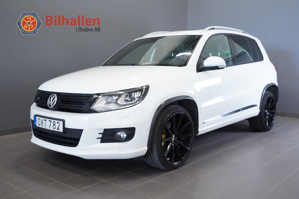 Volkswagen Tiguan 2.0 TDI 4Motion R-Line Kamera Dragkrok Panorama