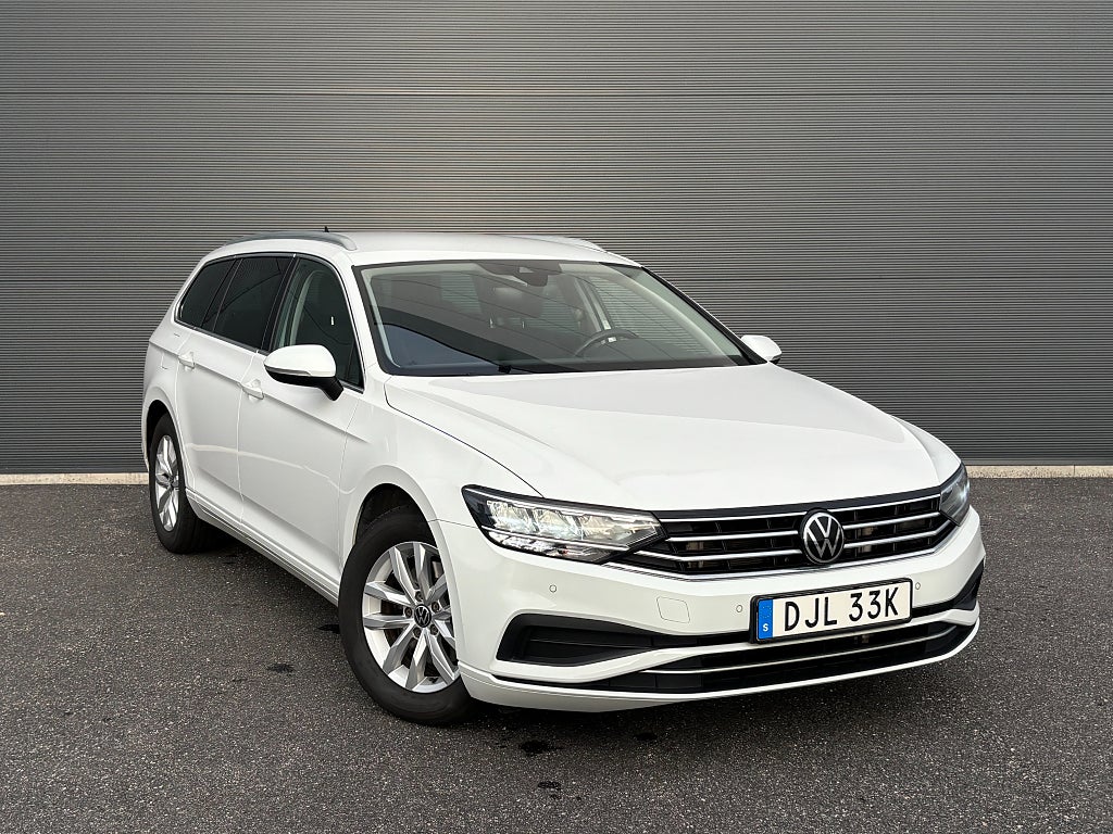 Volkswagen Passat SC 1.5 TSI DSG Navi Drag Kamera 1 Ägare Cockpit Carplay
