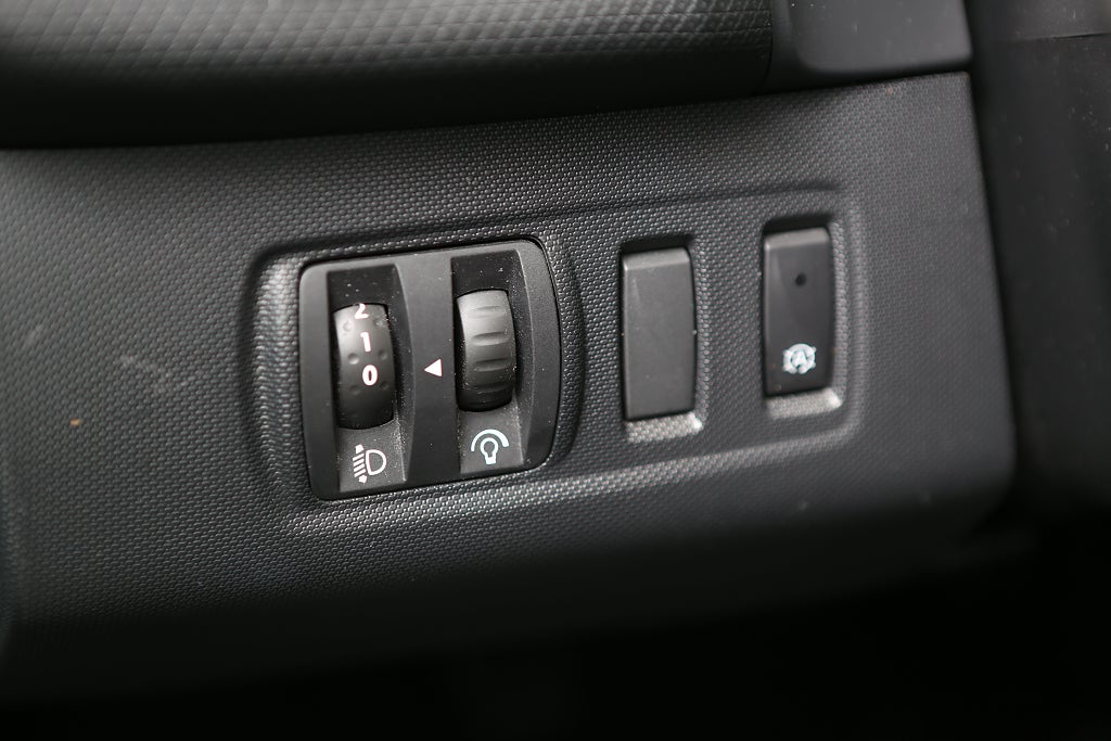 Renault Clio 0,9 TCe 90hk Sport Tourer 1ägare Motorvärmare 2014