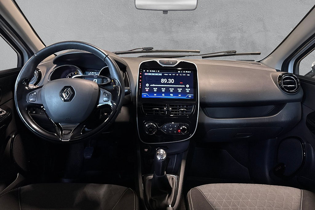 Renault Clio Sport Tourer 0.9 TCe 360kr Årsskatt 2-Ägare
