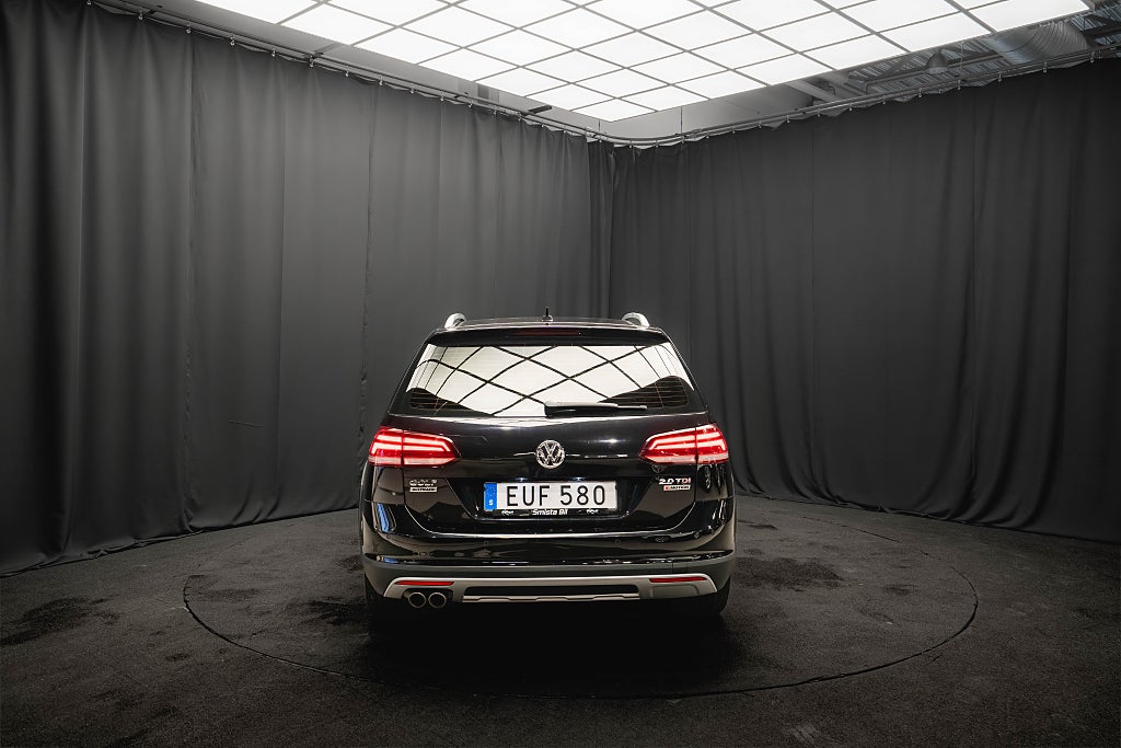 Volkswagen Golf Alltrack TDI 4Motion PLUS D-VÄRMARE DRAG KAMERA CARPLAY 184