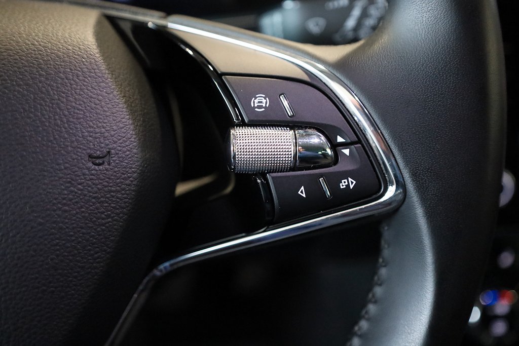 Skoda Superb iV Kombi 1,4 Plug-in Hybrid Style Navi Drag 2022