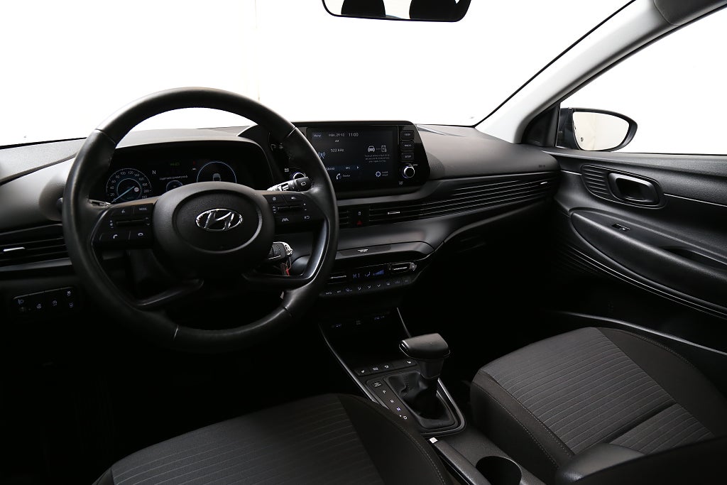 Hyundai i20 1,0 T-GDi 7DCT 100hk MHEV Essential CarPlay Kamera 2023