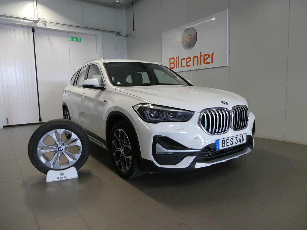 BMW X1 xDrive25e xLine Automat-Navigation-Nyservad-SoV