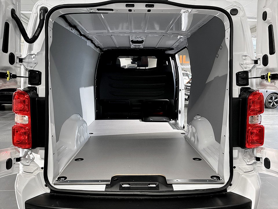 Bild på Peugeot Expert Plus BlueHDi 180hk Automat L3