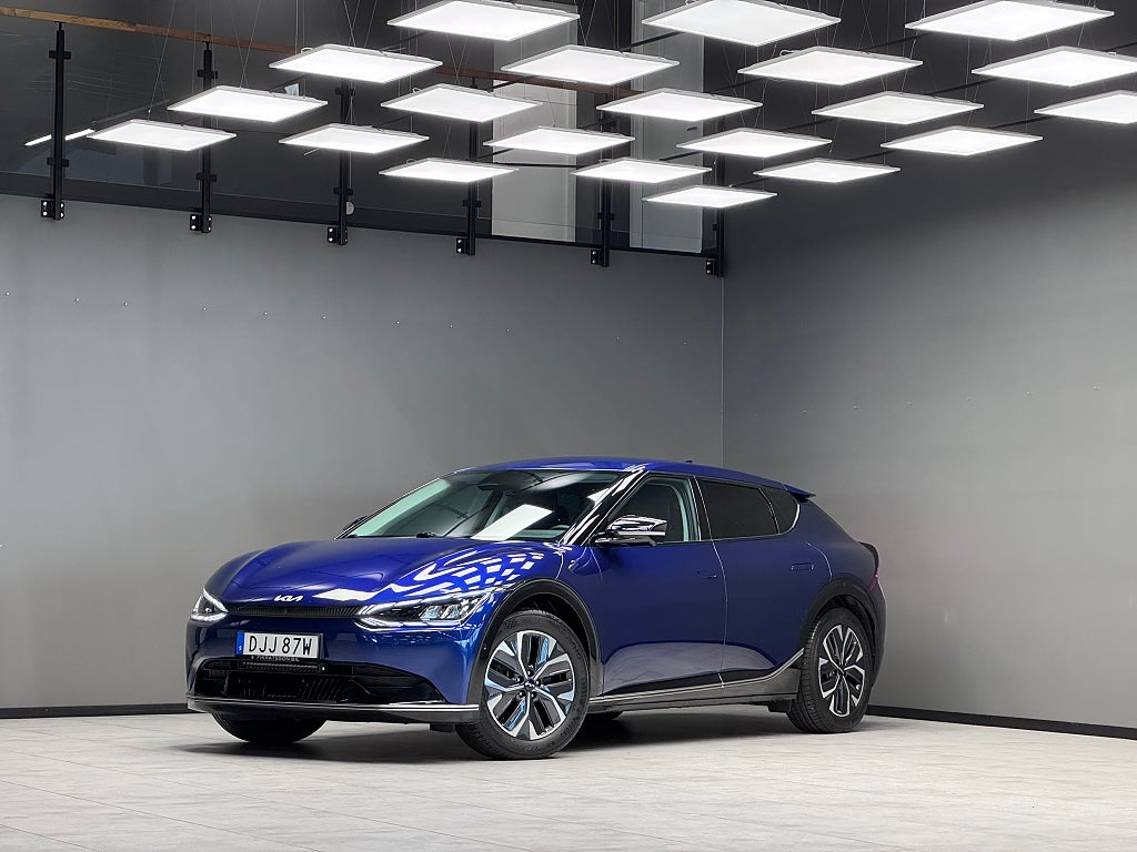 Kia EV6 77.4 kWh PLUS / Drag / B-kamera / Navi / 360