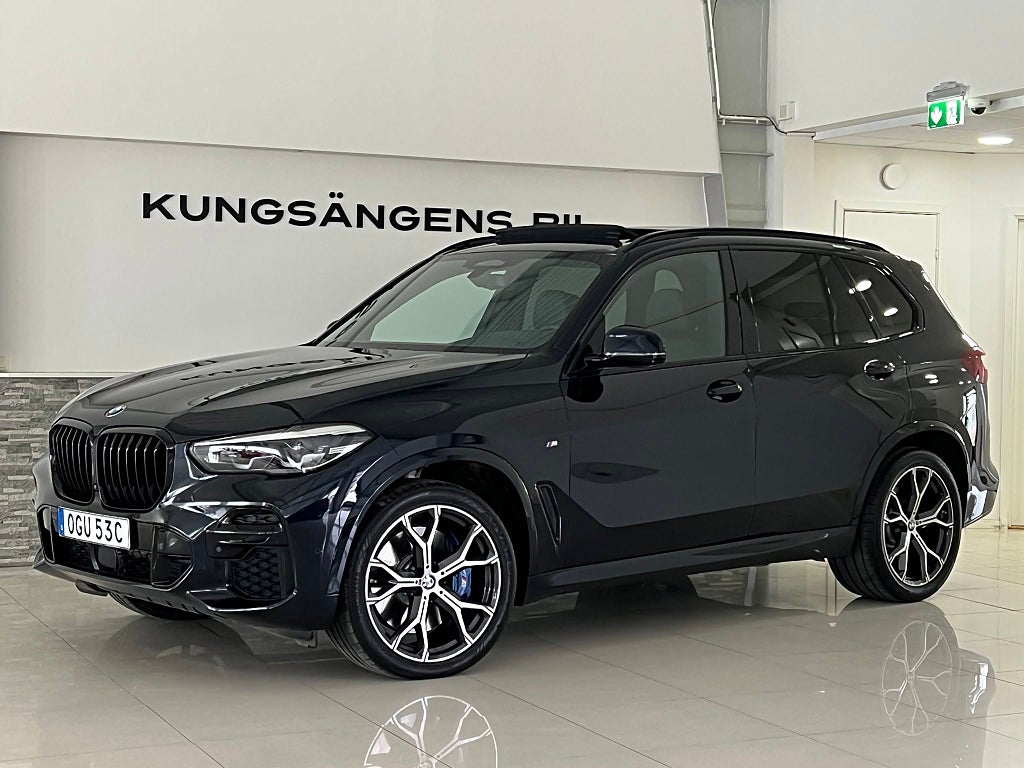 BMW X5 xDrive40d M Sport Pano 360° H/K HUD MOMS Drag 340hk 