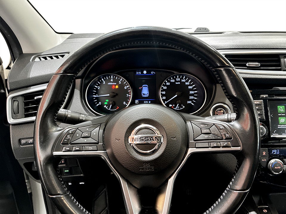 Bild på Nissan Qashqai N-connecta 1.3 160hk 360 kamera / Automat 