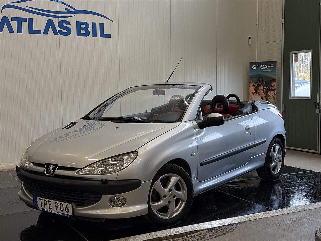 Peugeot 206 CC 1.6 TipTronic 109hk|Ny servad|Låga mil|