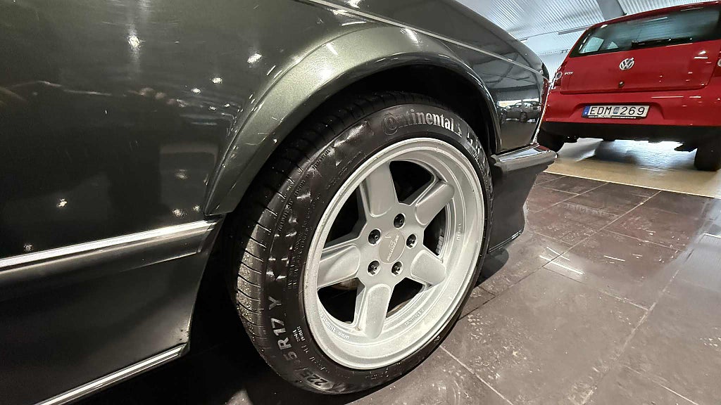 BMW M6 1985 - miniatyr 19