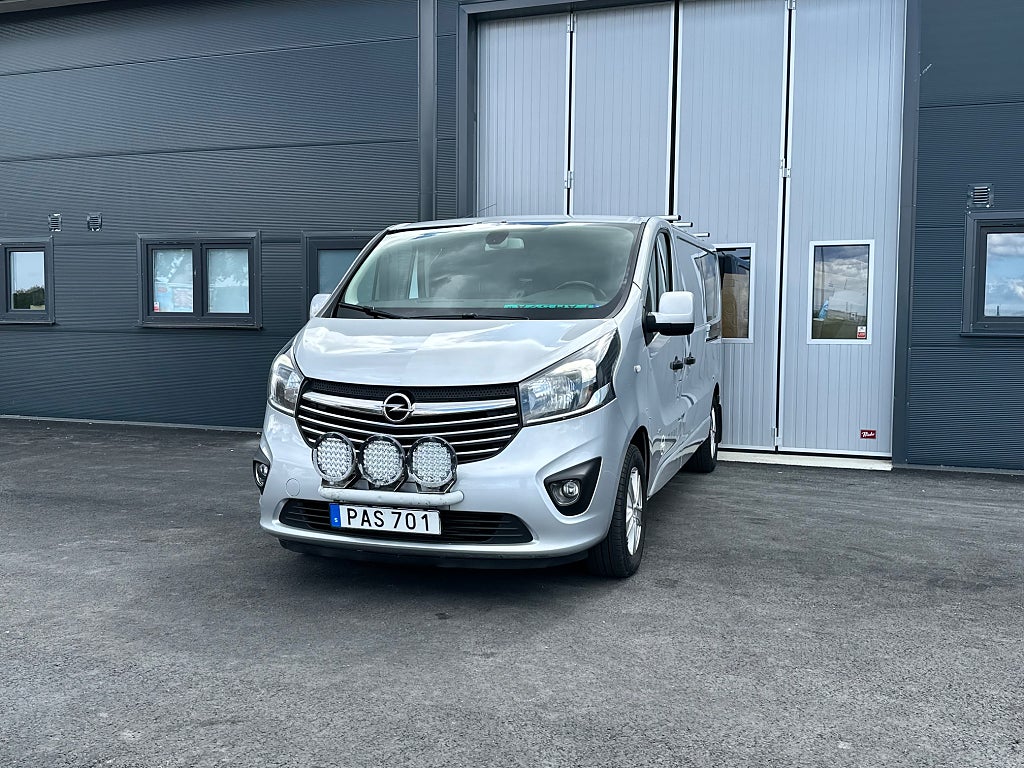 Opel Vivaro Skåpbil 2.9t 1.6 CDTI BIturbo, Navi, 1 Ägare, Dragkrok
