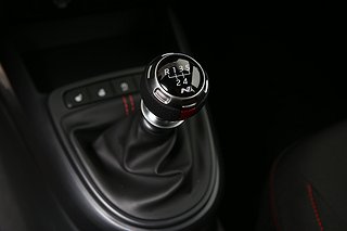 Halvkombi Hyundai i10 15 av 22