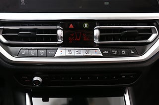 Kombi BMW 330e 22 av 28