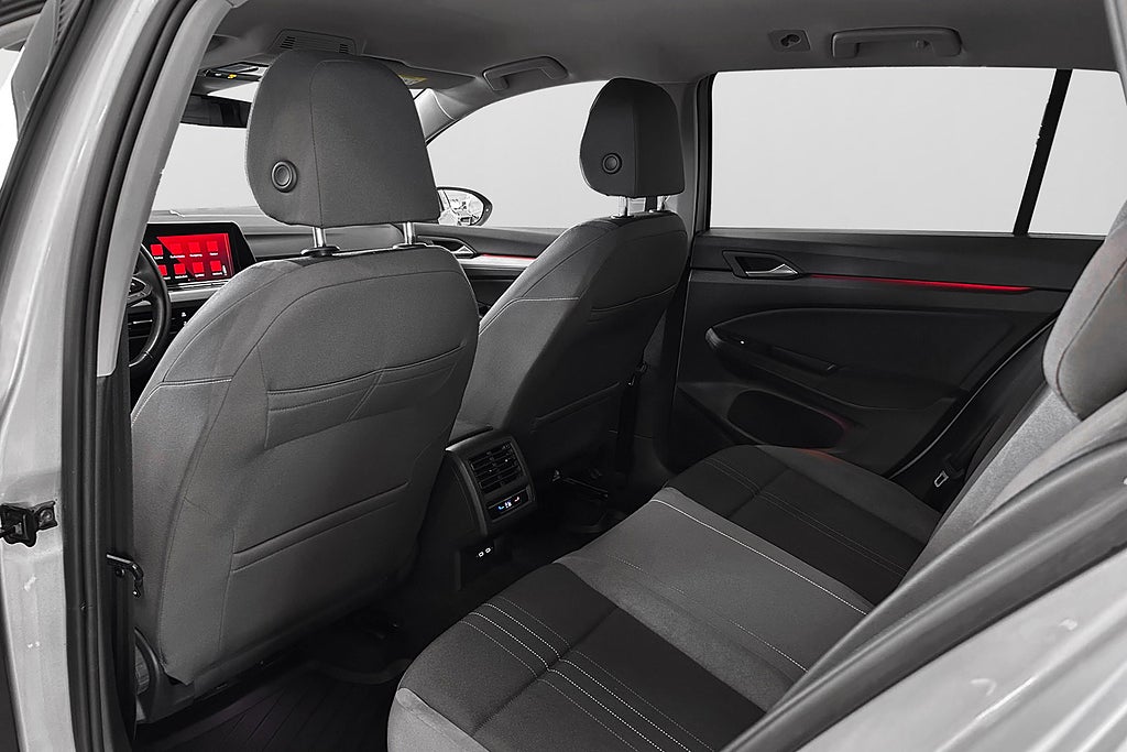 Volkswagen Golf Alltrack 2022 - miniatyr 10