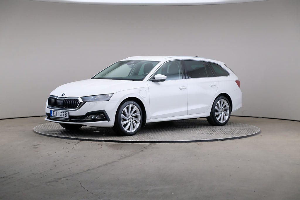 Skoda Octavia iV Plug-In Style Business Värmare