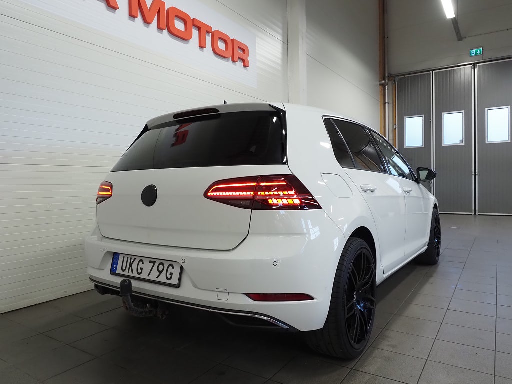 Volkswagen Golf I 5-dörrar 1.0 TSI 115hk Automat Pluspkt Dragkrok P-Sen 2019