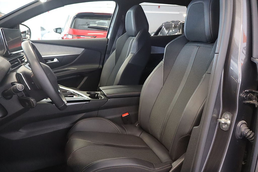 Bild på Peugeot 3008 GT 1.2 PT 130hk Aut - B-KAMERA, EN ÄGARE